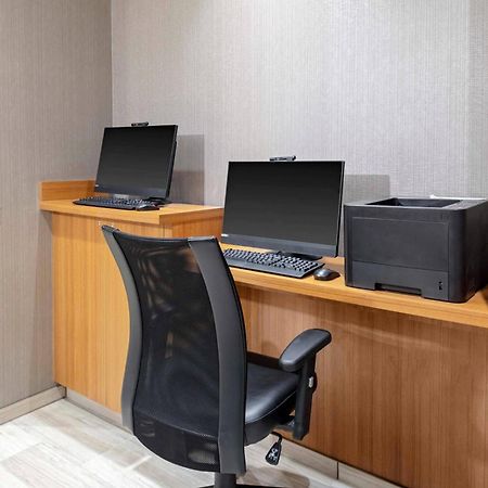 Springhill Suites By Marriott Kansas City Plaza Exterior photo